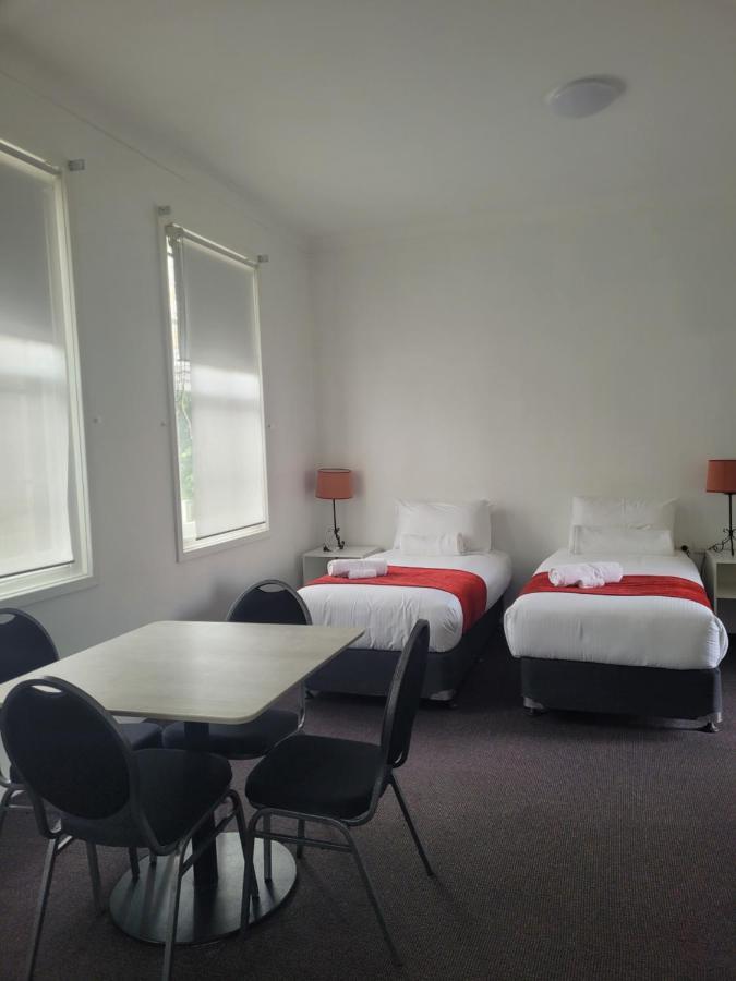 אלבורי Seaton Arms Motor Inn מראה חיצוני תמונה