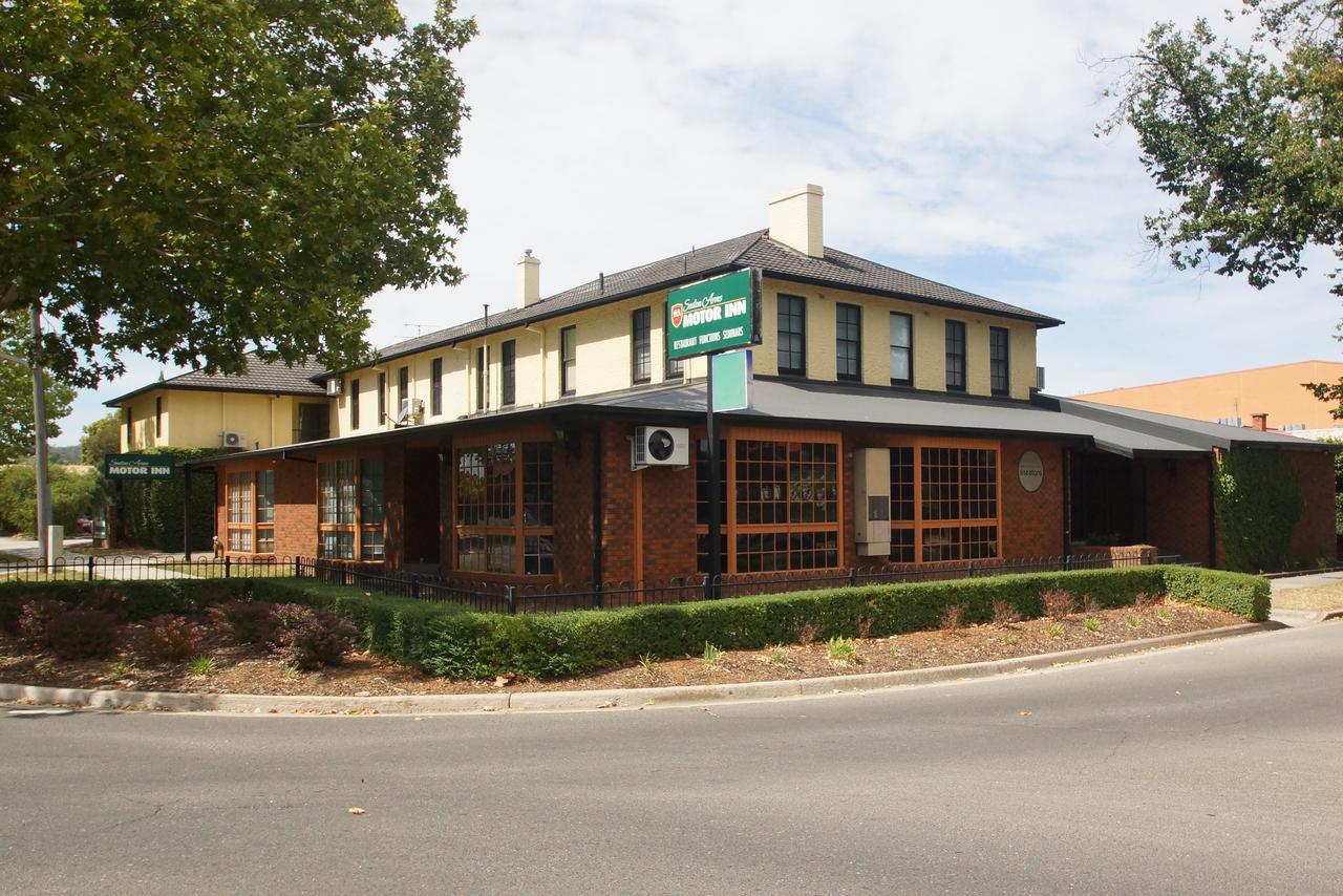 אלבורי Seaton Arms Motor Inn מראה חיצוני תמונה