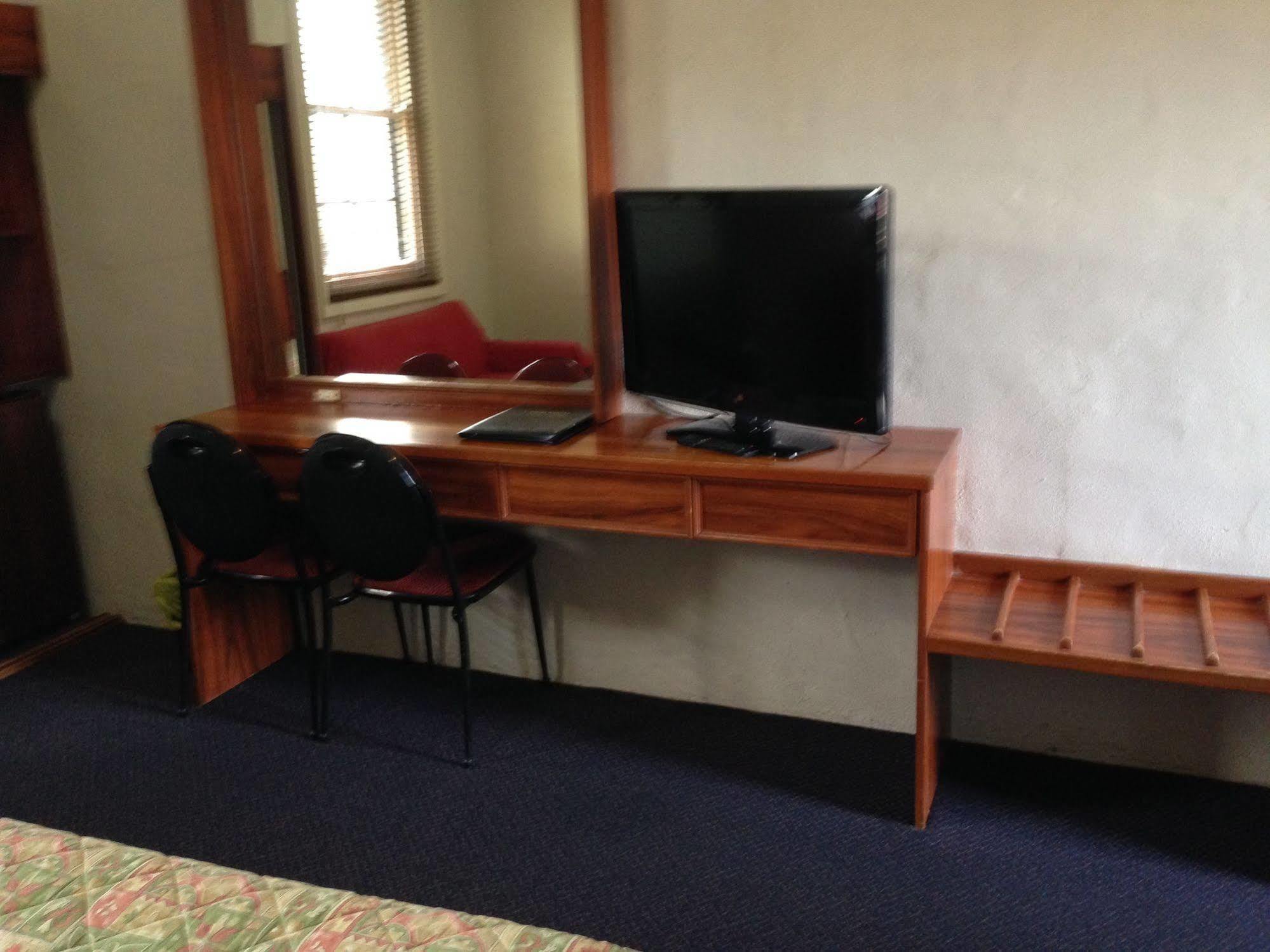 אלבורי Seaton Arms Motor Inn מראה חיצוני תמונה