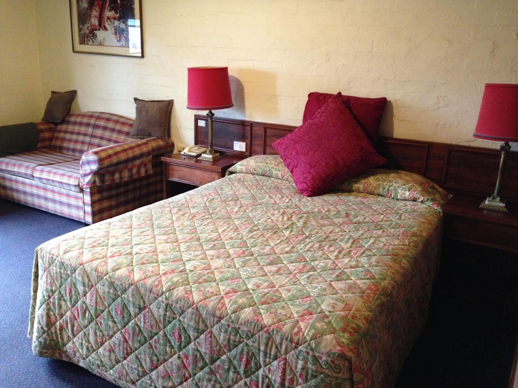 אלבורי Seaton Arms Motor Inn מראה חיצוני תמונה