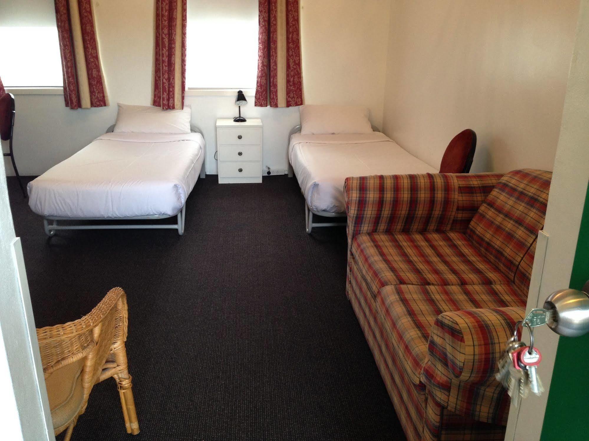 אלבורי Seaton Arms Motor Inn מראה חיצוני תמונה