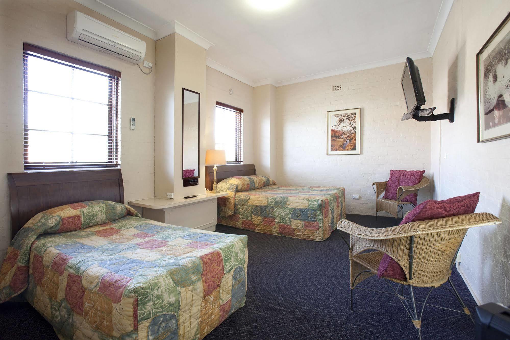 אלבורי Seaton Arms Motor Inn מראה חיצוני תמונה